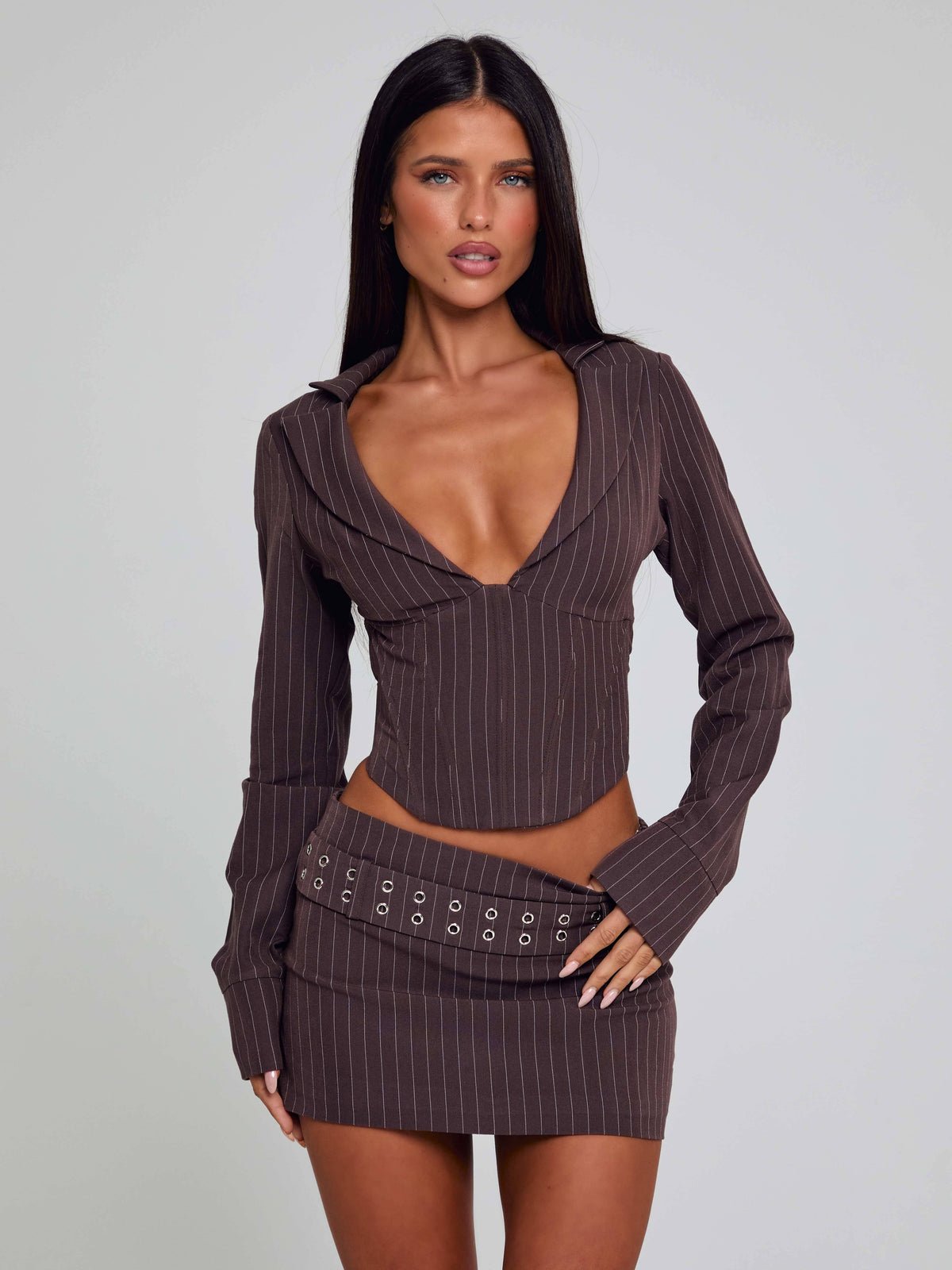 KESSIA TOP BROWN PINSTRIPE